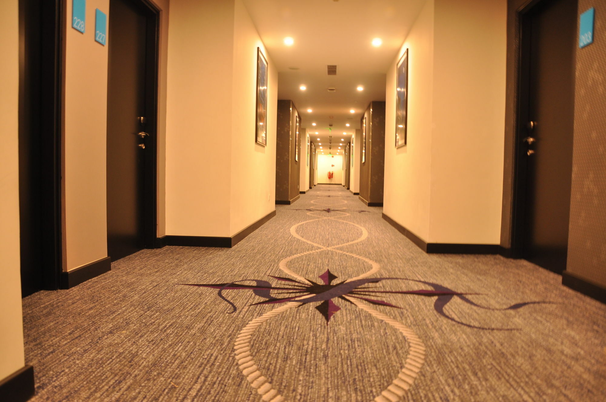 Fairway - Sri Lanka's First With Robot Technology 4* Colombo