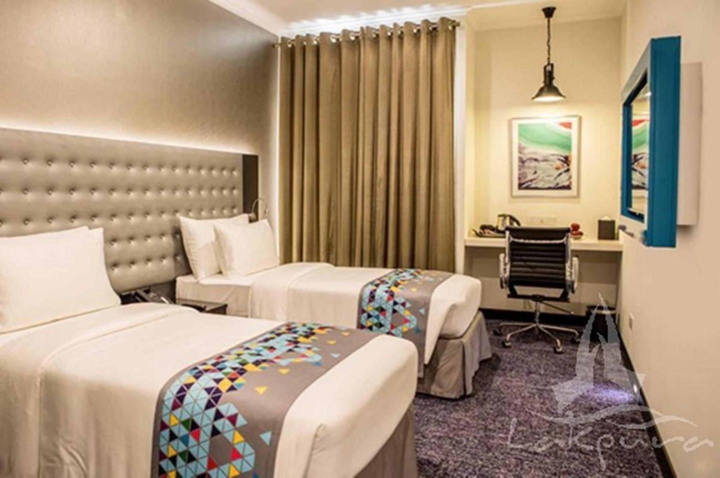 Hotel Fairway - Sri Lanka's First With Robot Technology 4*